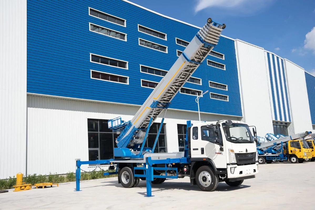 宜丰县小型云梯车上料车租赁多少钱